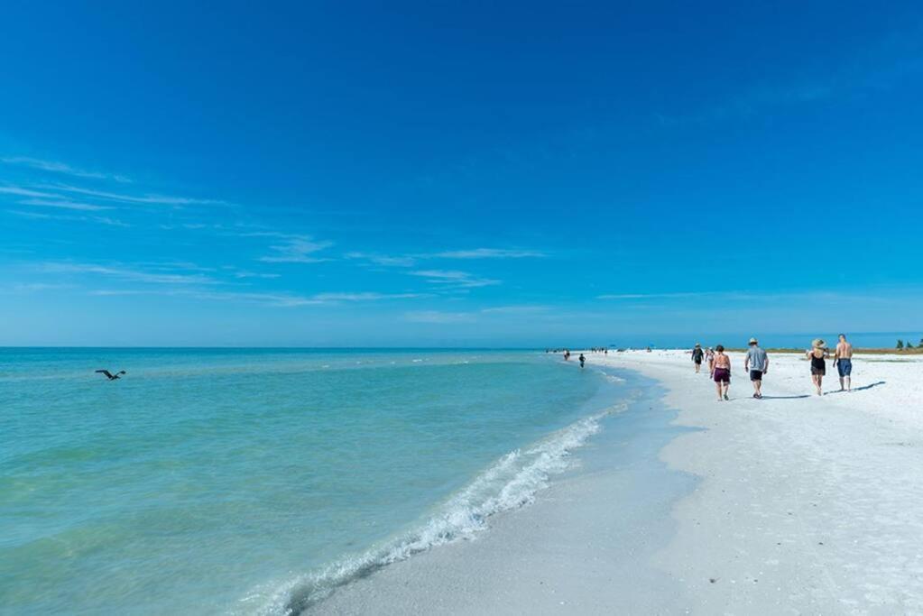 Your Tranquil Escape Is Found Directly On The Beach At The Serenity Beach Condo. Siesta Key Exterior foto